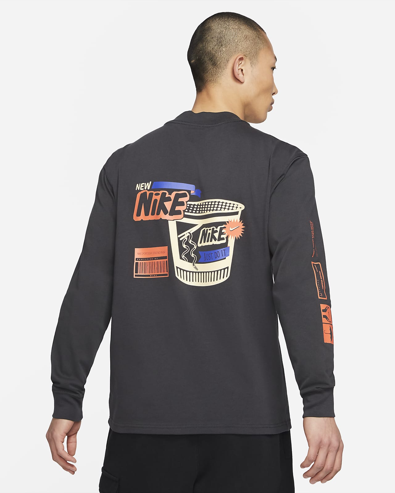 Long-Sleeve Mock Neck T-Shirt. Nike JP