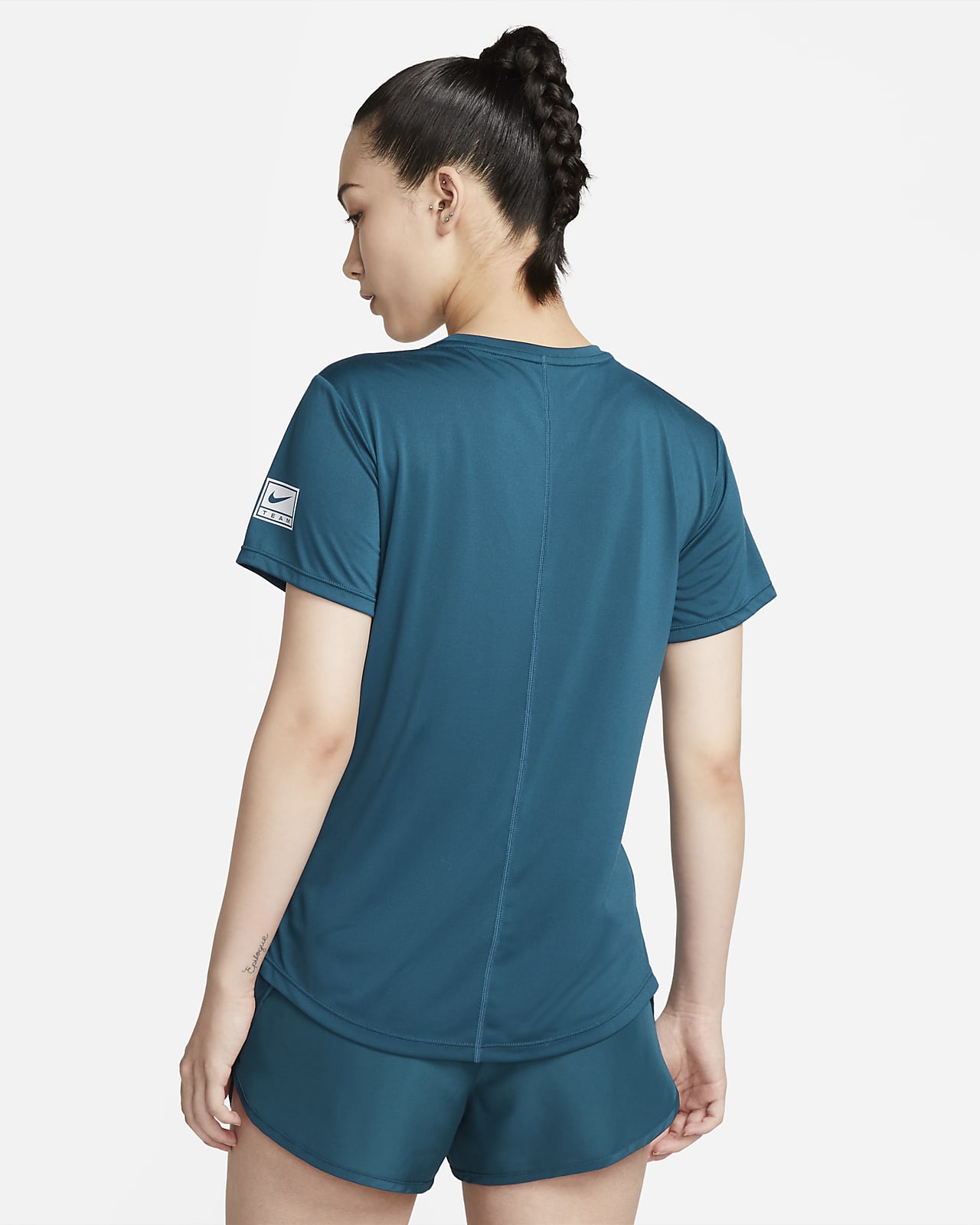 nike running top