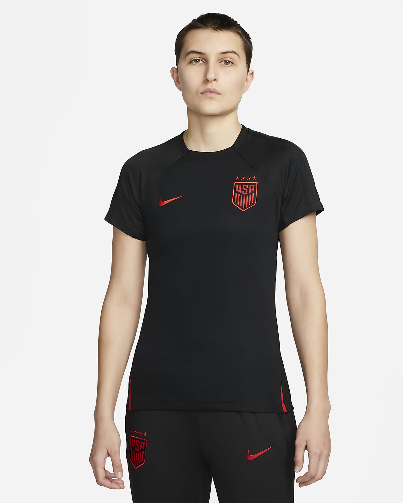 Nike Women's Strike 2 Jersey in Red - Size M