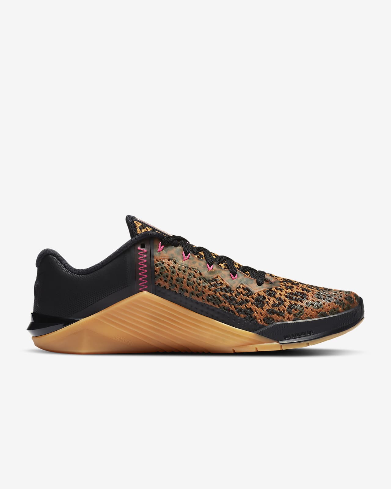 women's nike metcon black and gold