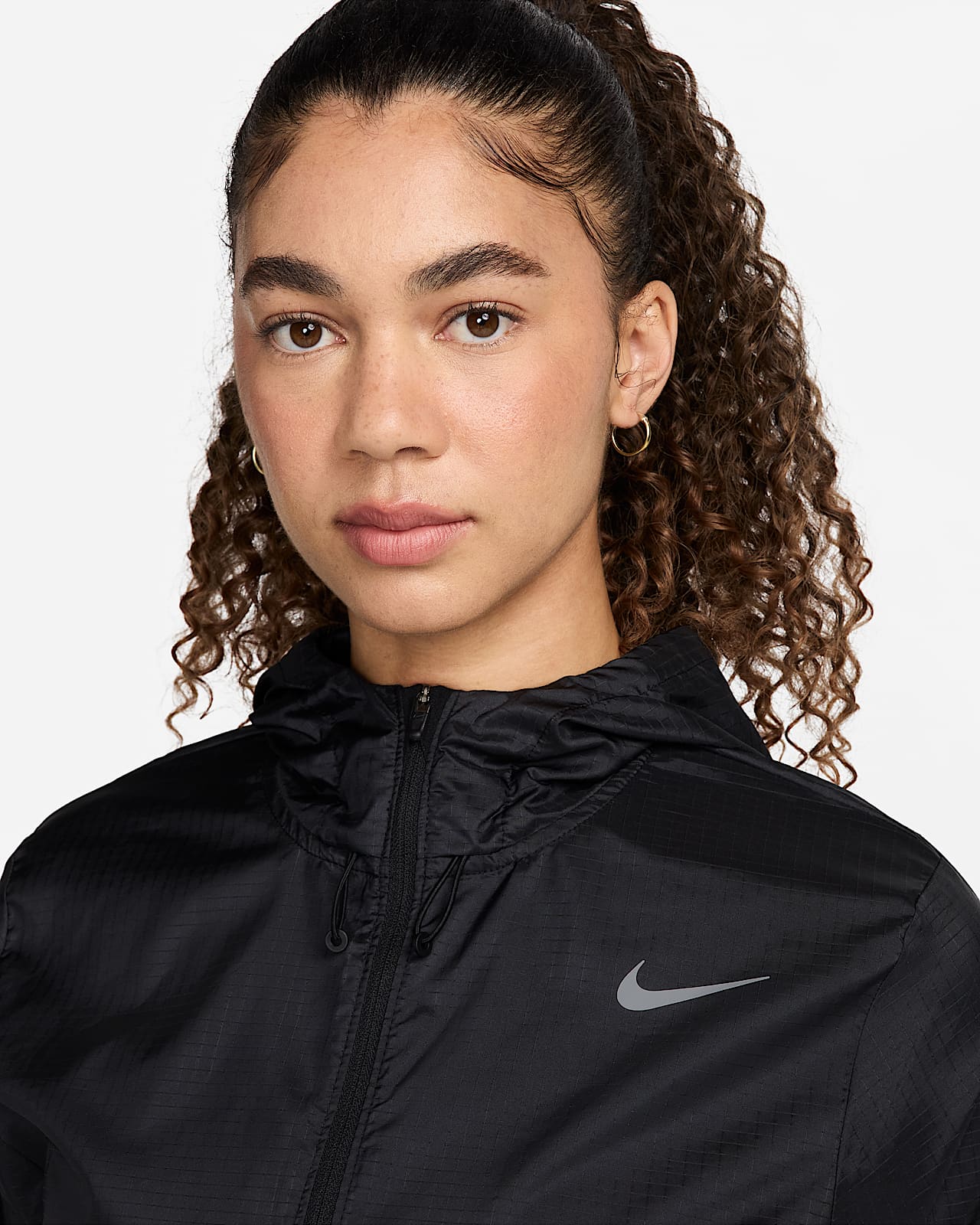 nike running essential core jacket