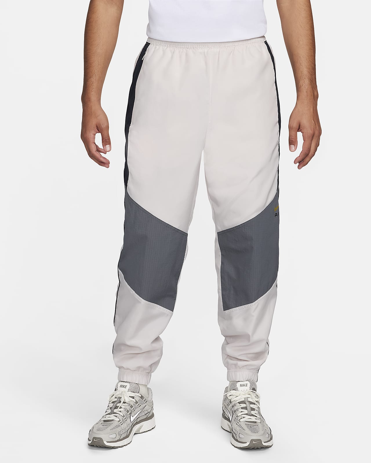 Trousers Nike Black size M International in Cotton - 40769662