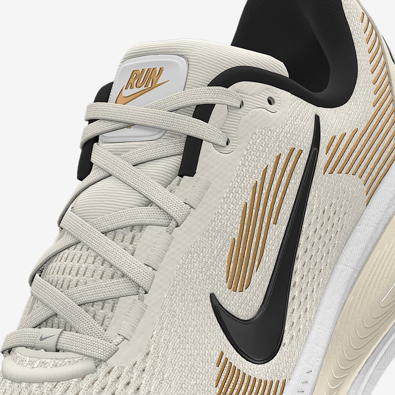 Nike Vomero 18 By You Kişiye Özel Kadın Yol Koşu Ayakkabısı