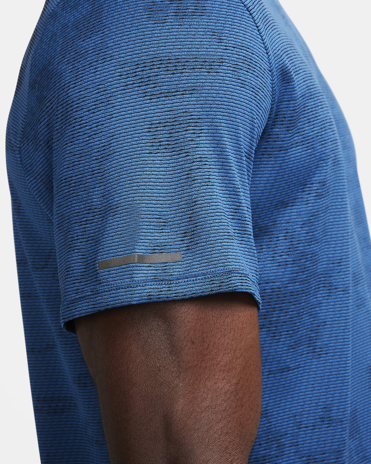 Nike dry training hoodie sale short sleeve