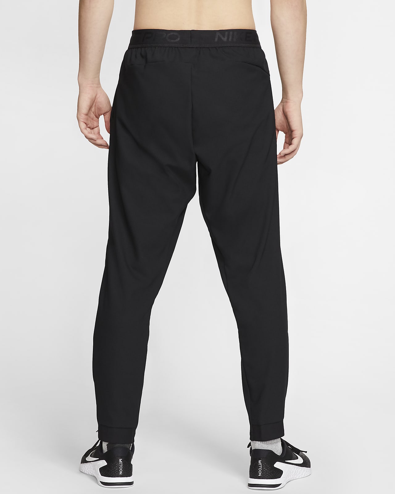 nike essential trousers