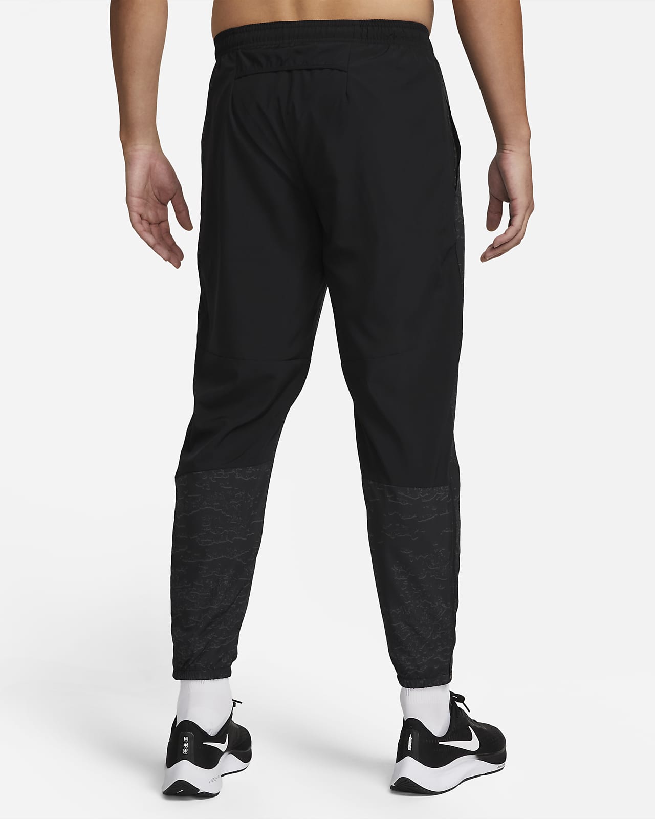 Nike Dri-FIT Run Division Challenger Men's Woven Running Trousers. Nike PT