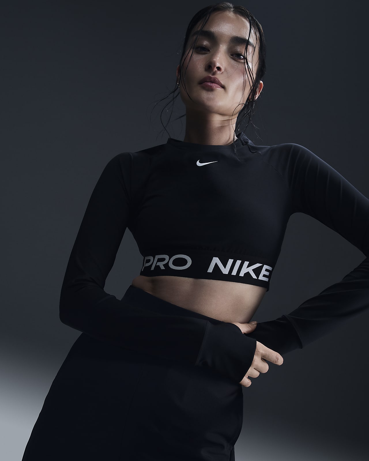 Nike Pro 365 女款 Dri-FIT 短版長袖上衣