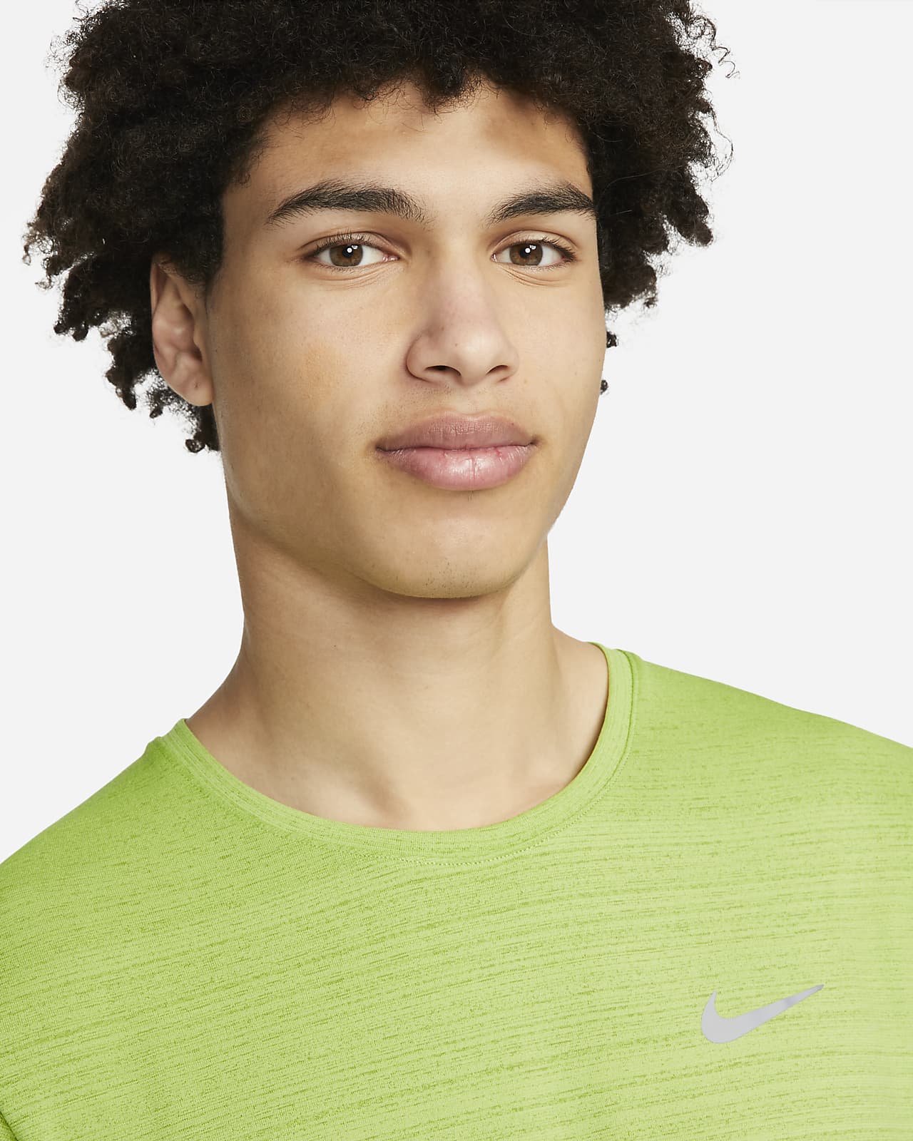 Nike Dri-FIT Miler Men's Running Top. Nike FI