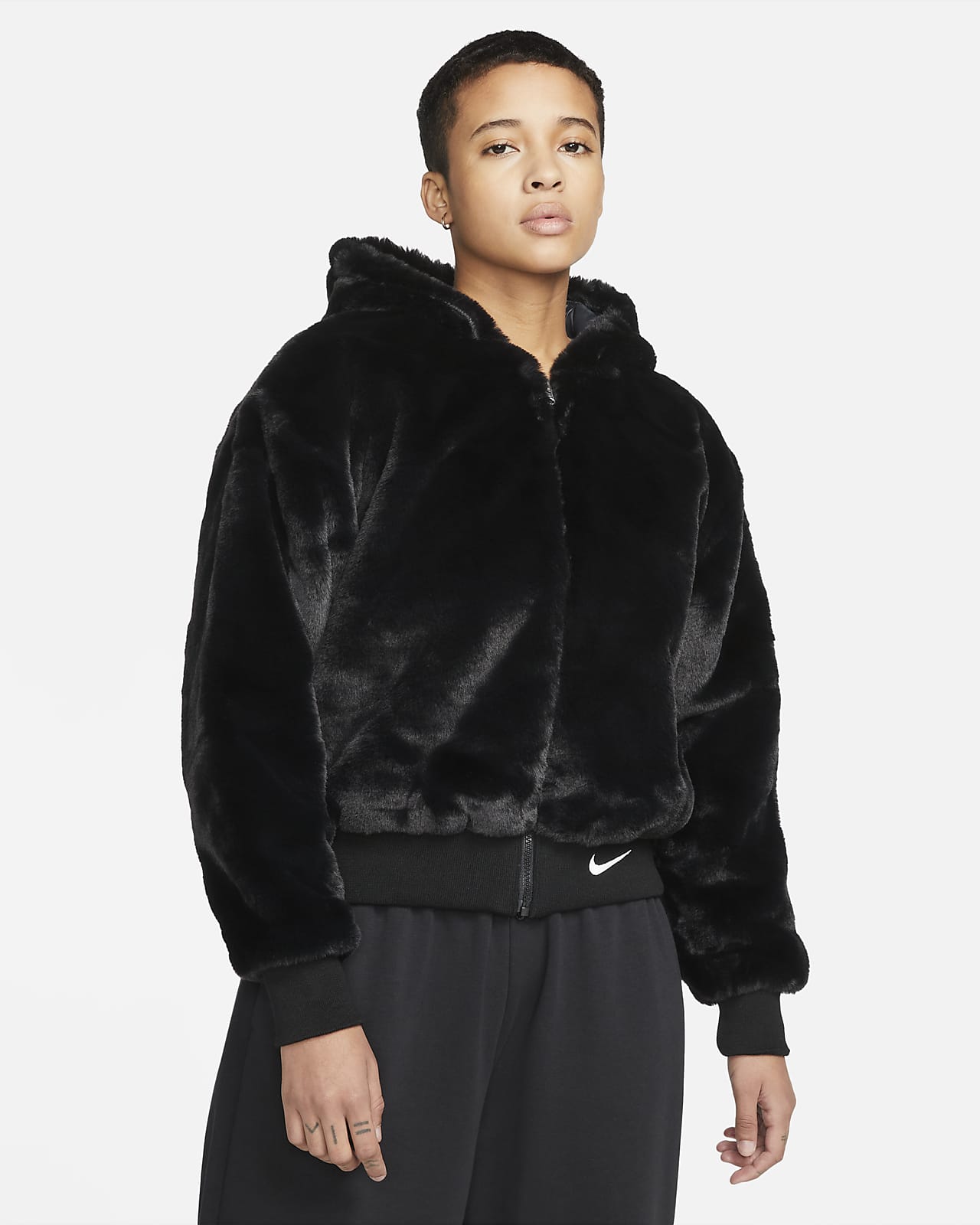 Dámská bunda z umělé kožešiny Nike Sportswear Essentials