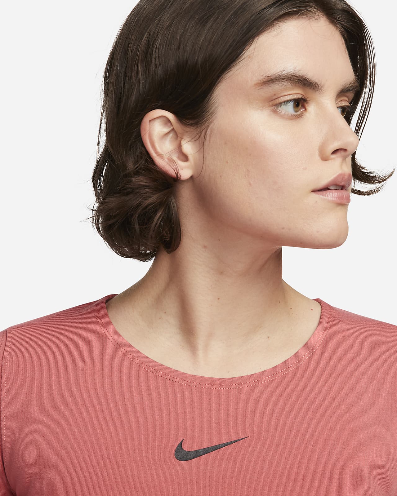 Nike Sportswear Women's LongSleeve Crop Top. Nike BE