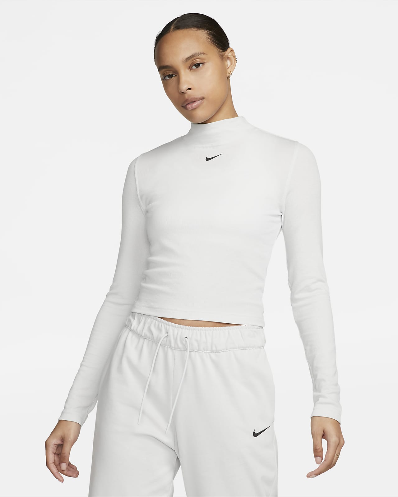 Playera de manga larga de tela de canal con cuello alto para mujer Nike Sportswear Essential