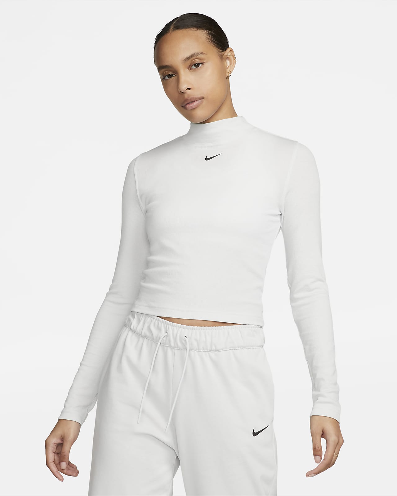 Nike Sportswear Essential Women's Ribbed Mock-Neck Long-Sleeve Top