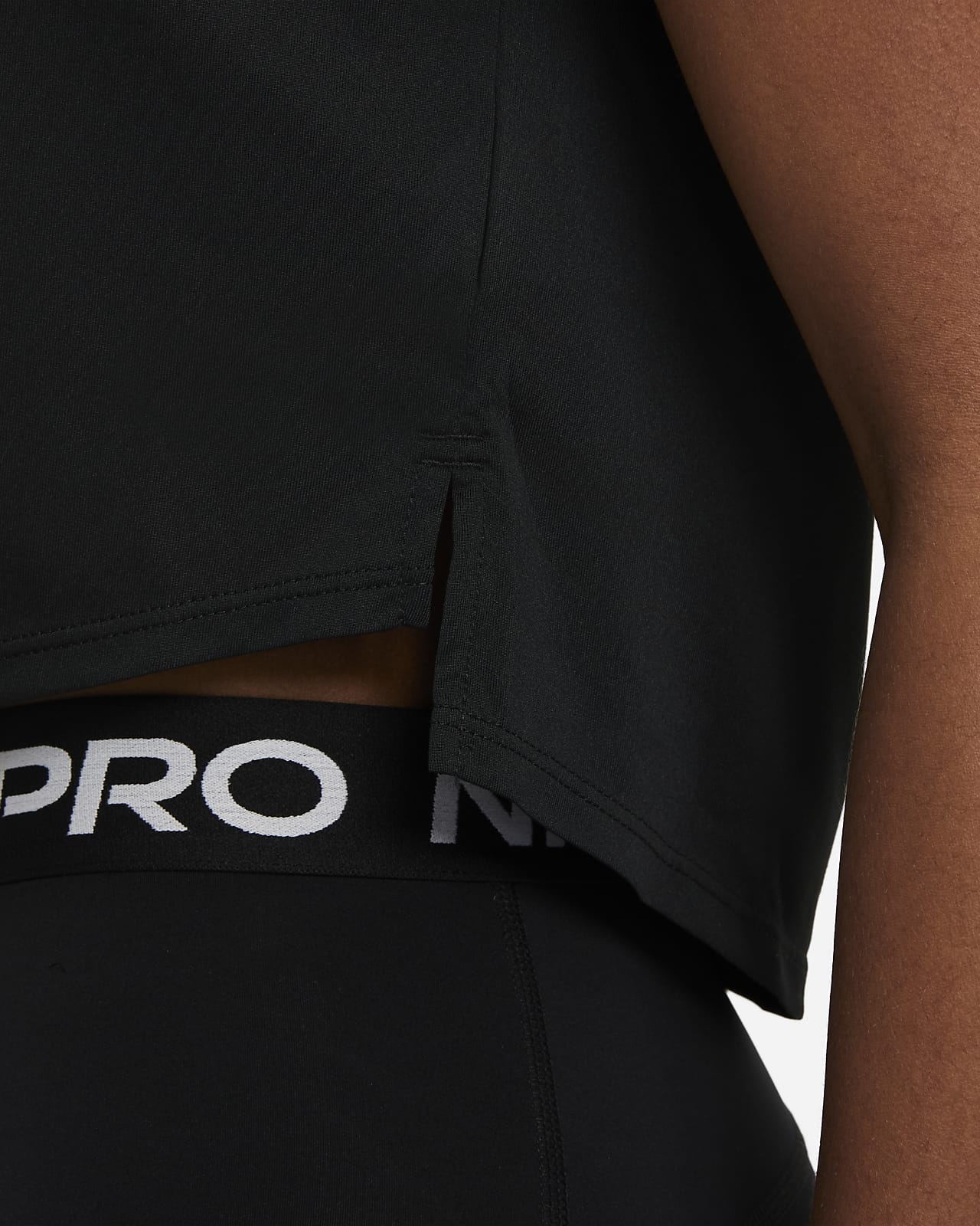 Nike Dri-Fit black cropped athletic mesh insert reflective capri