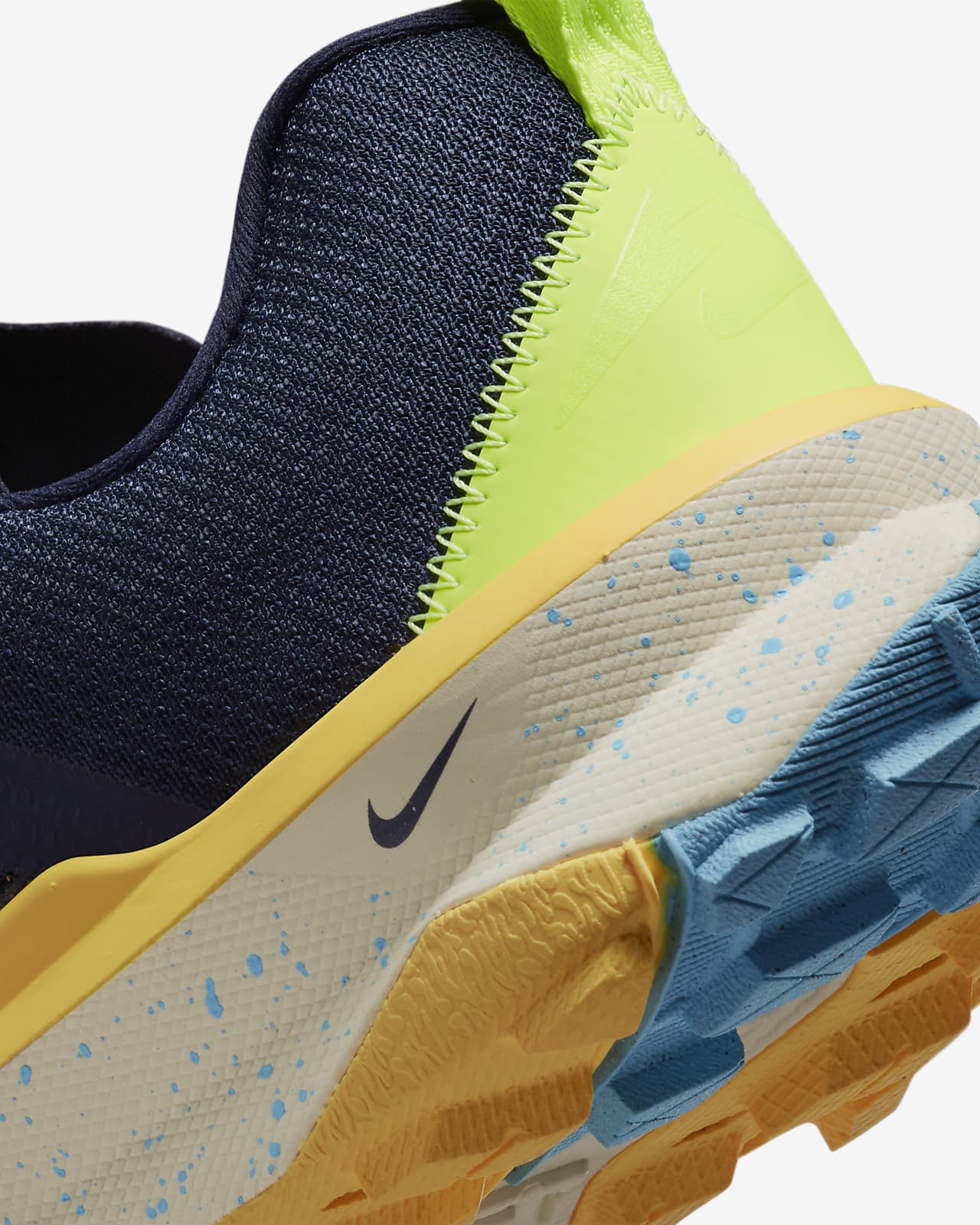 nike terra kiger trail shoes