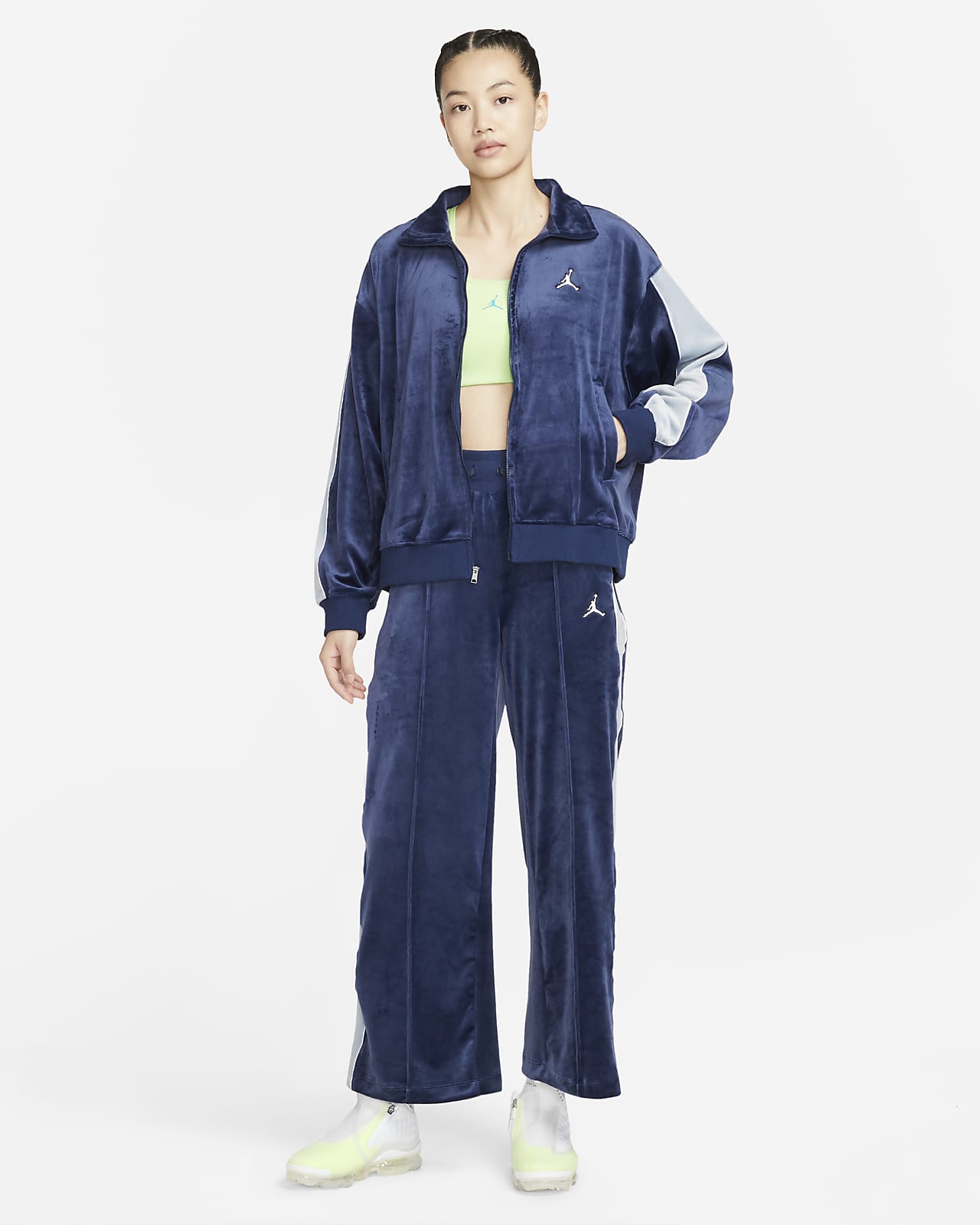 Jordan Flight Women's Velour Jacket. Nike JP