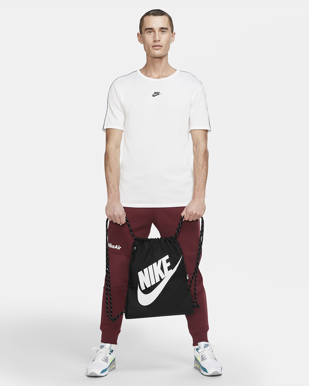 Nike Heritage Tas met trekkoord (13 liter). Nike NL