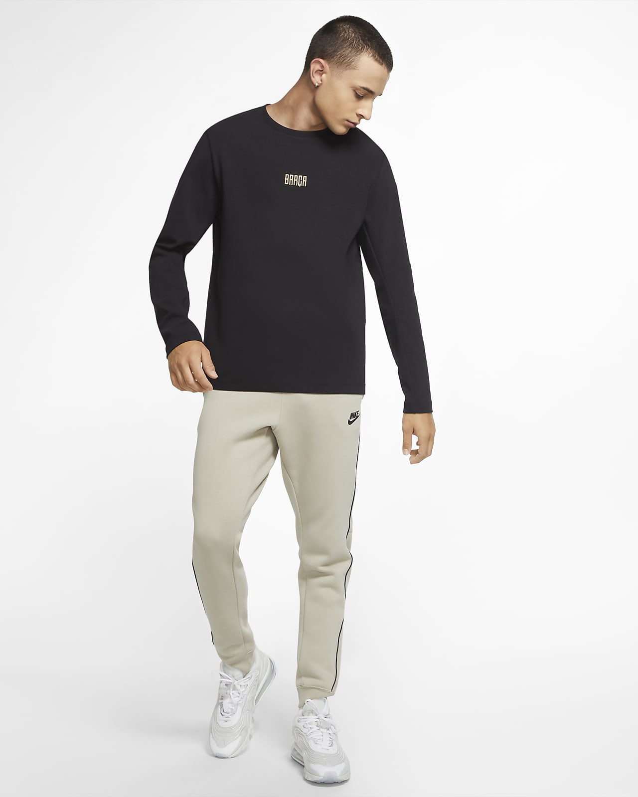 fc barcelona nike tech