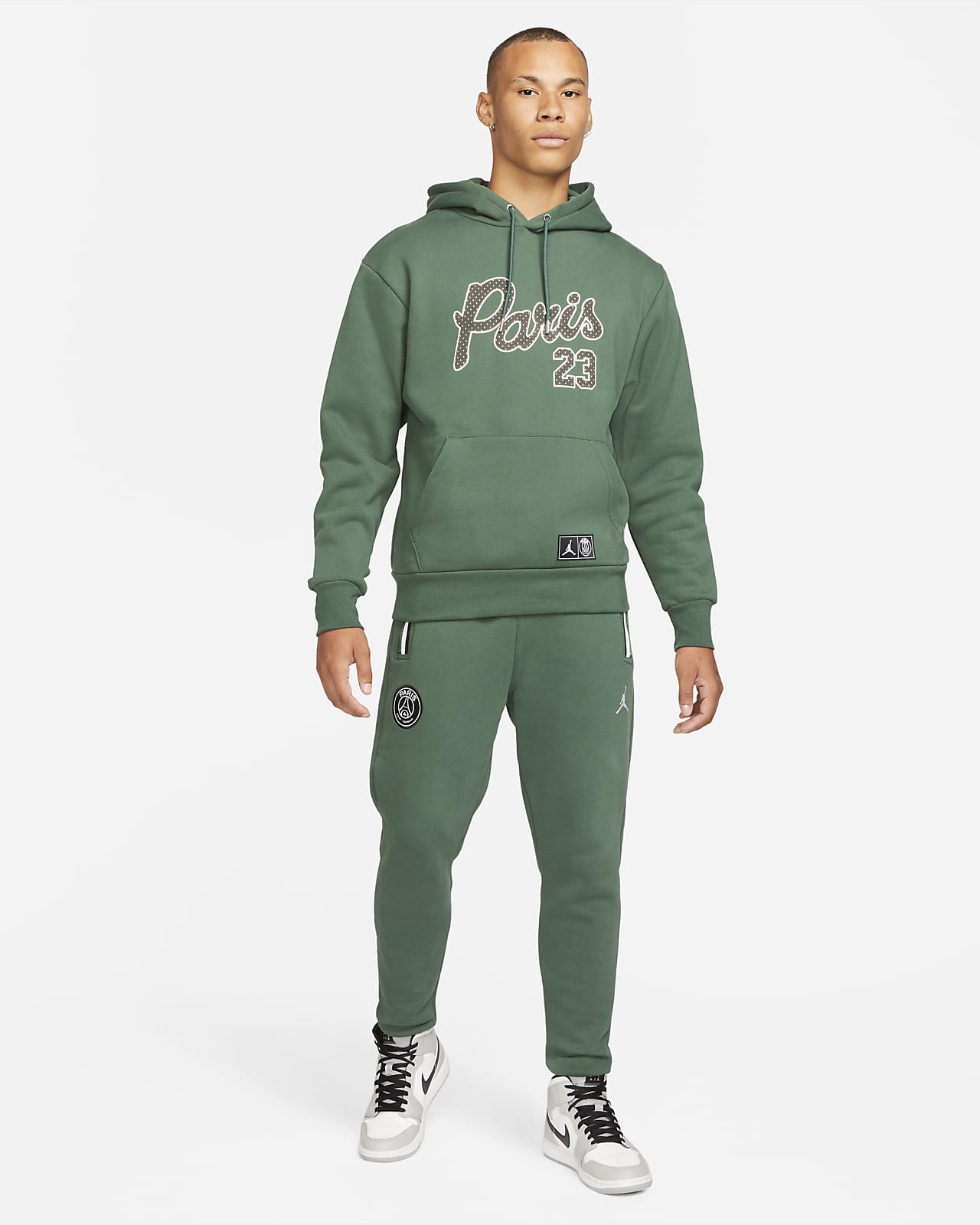 Paris Saint-Germain Men's Statement Fleece Pullover Hoodie. Nike NL