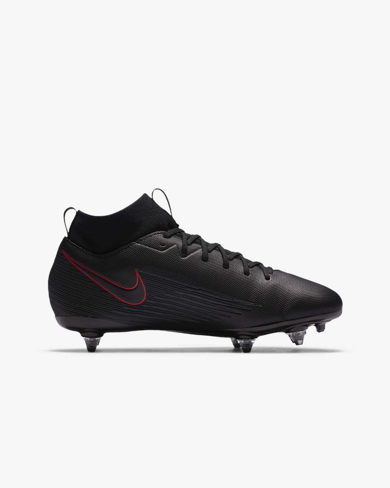 chaussure de foot terrain gras