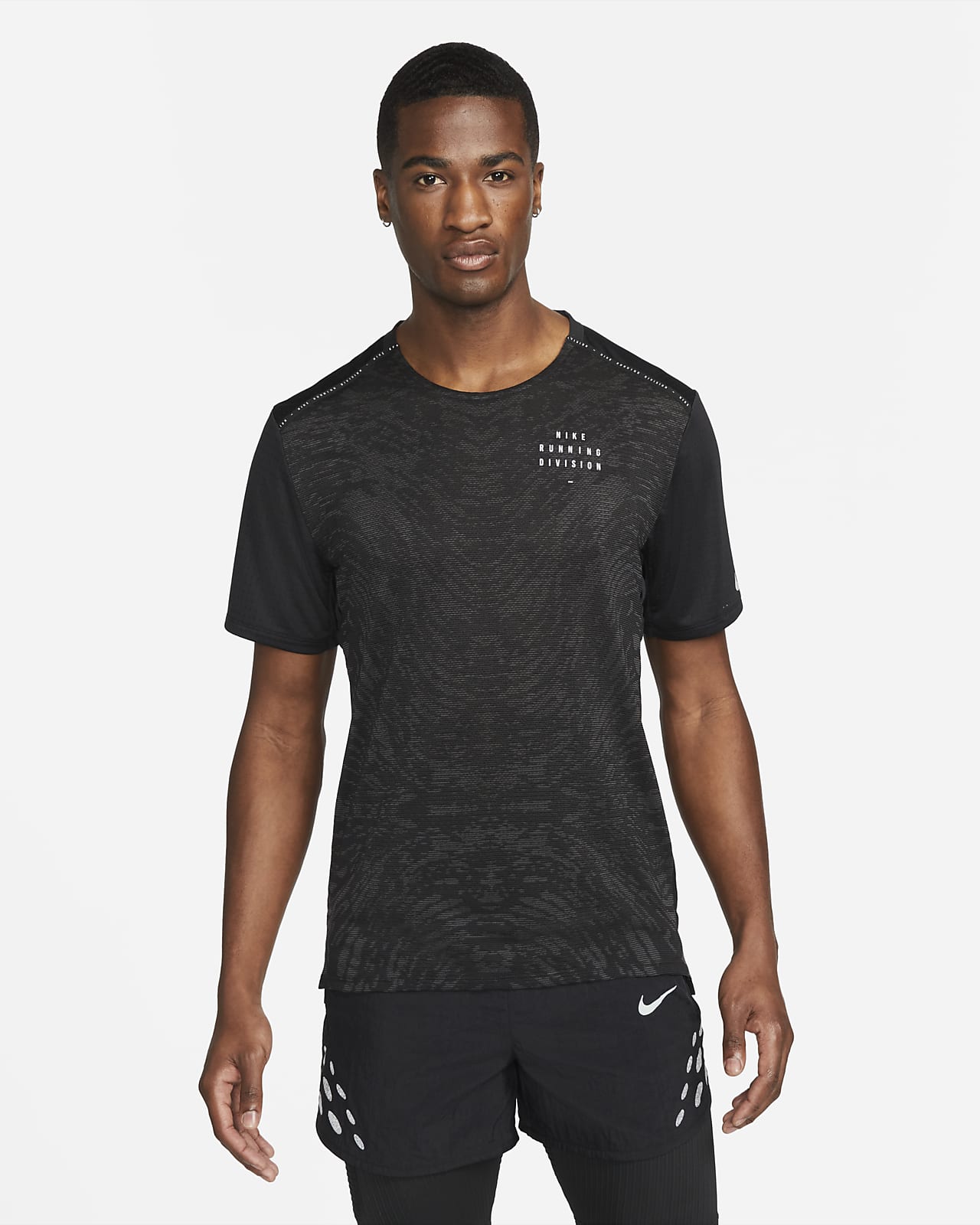 Nike Dri-FIT Run Division Rise 365 Men's Short-Sleeve Running Top. Nike SA