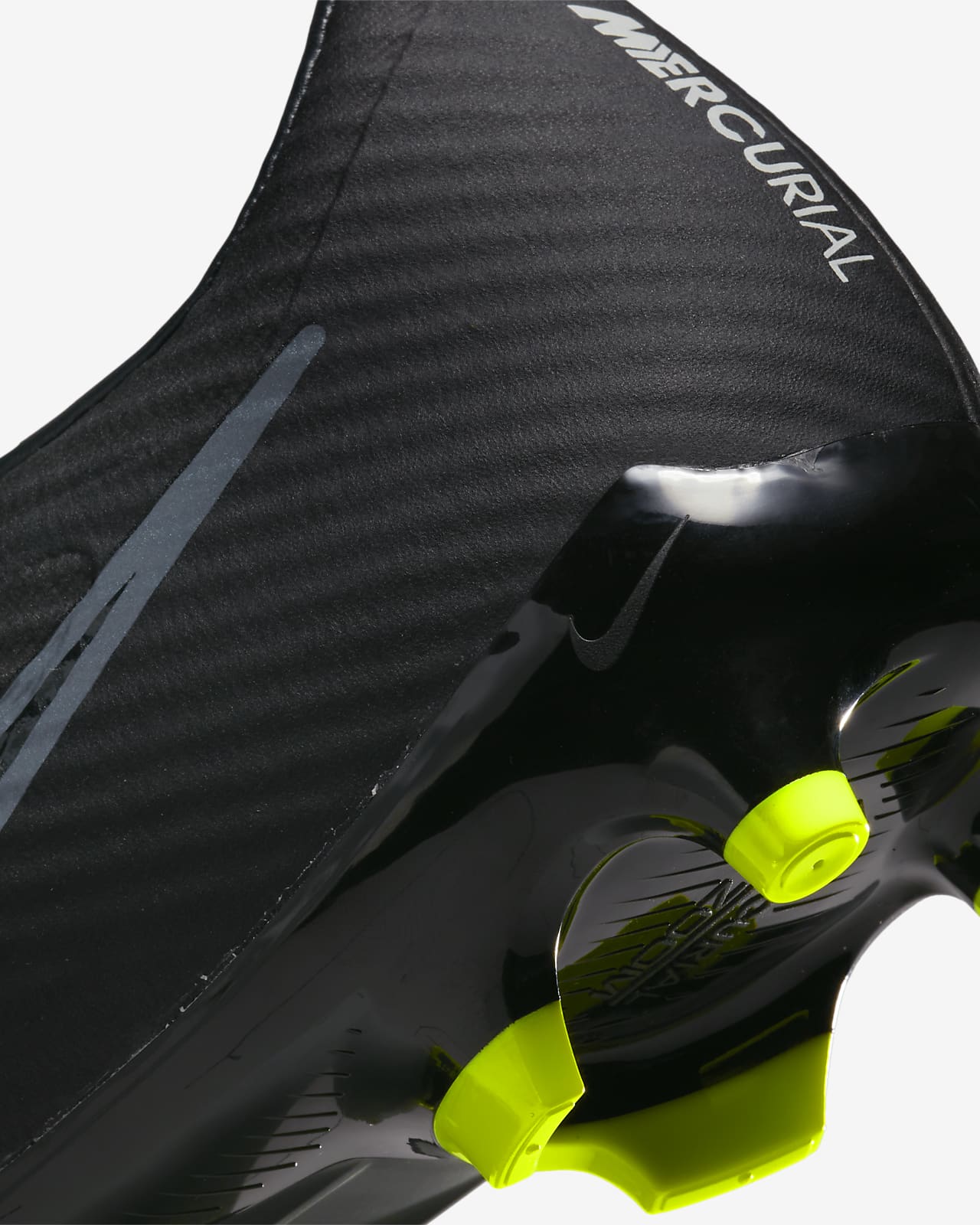 Nike Mercurial Vapor 15 Academy Multi-Ground Football Boot. Nike ID