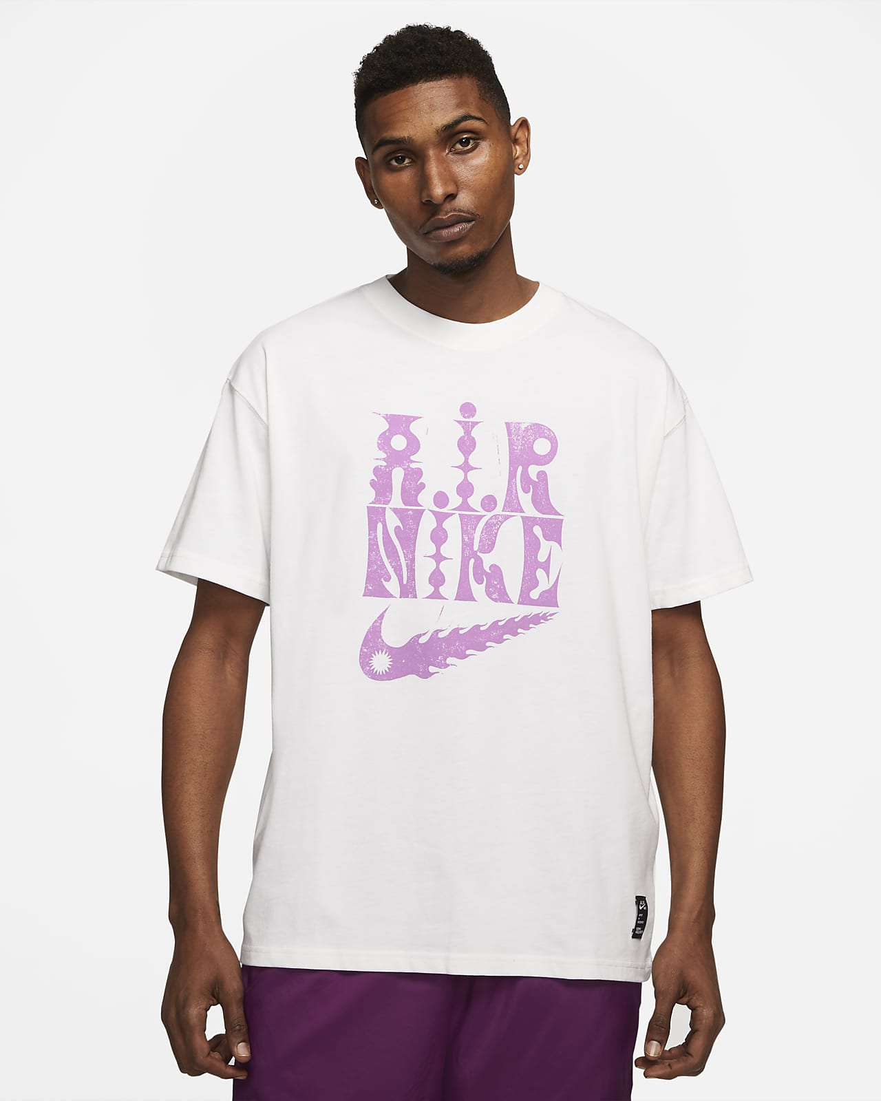 white and pink nike t shirt