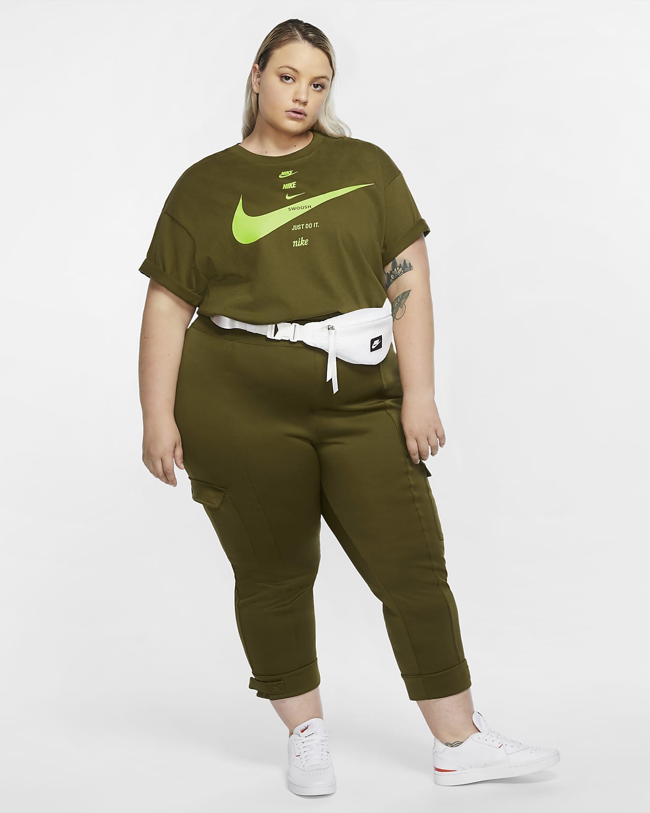 Nike Sportswear Swoosh Women's Short Sleeve Top (Plus Size Nike Sportswear Swoosh Women's Polyknit Jacket (Plus Size