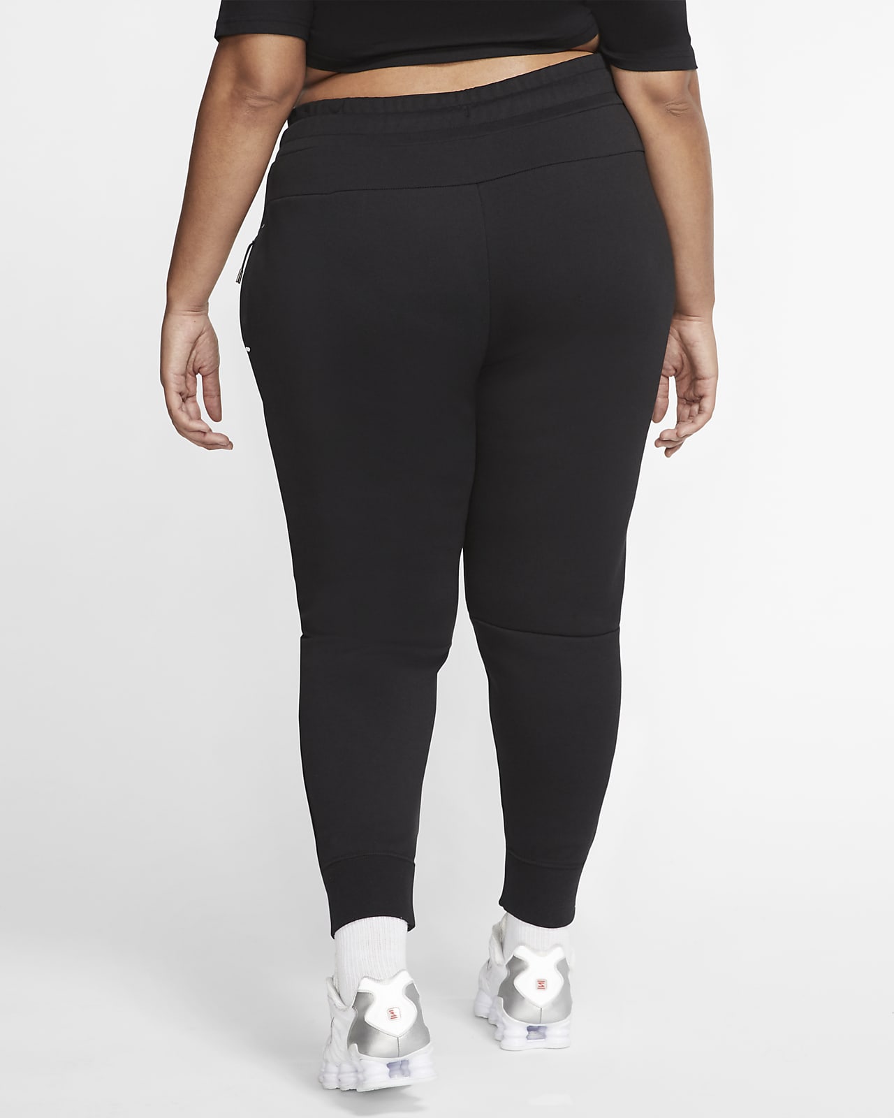 Nike Sportswear Tech fleecebukse til dame (Plus Size). Nike NO Nike Sportswear Swoosh polystrikket bukse til dame (Plus