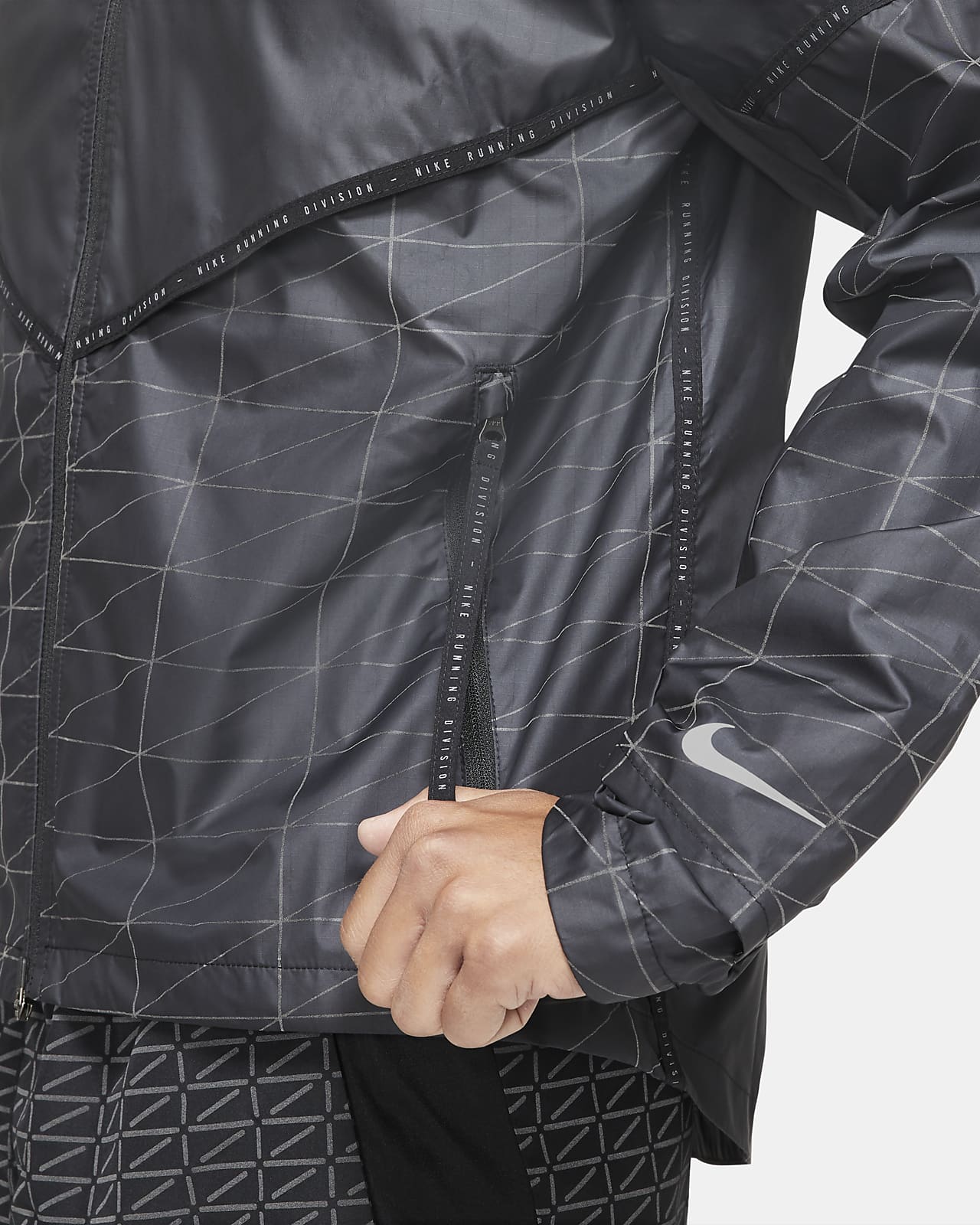 nike run windbreaker