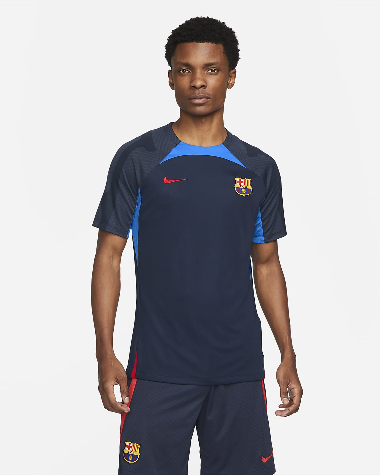 filosofie uitlaat hemel FC Barcelona Strike Men's Nike Dri-FIT Short-Sleeve Soccer Top. Nike.com
