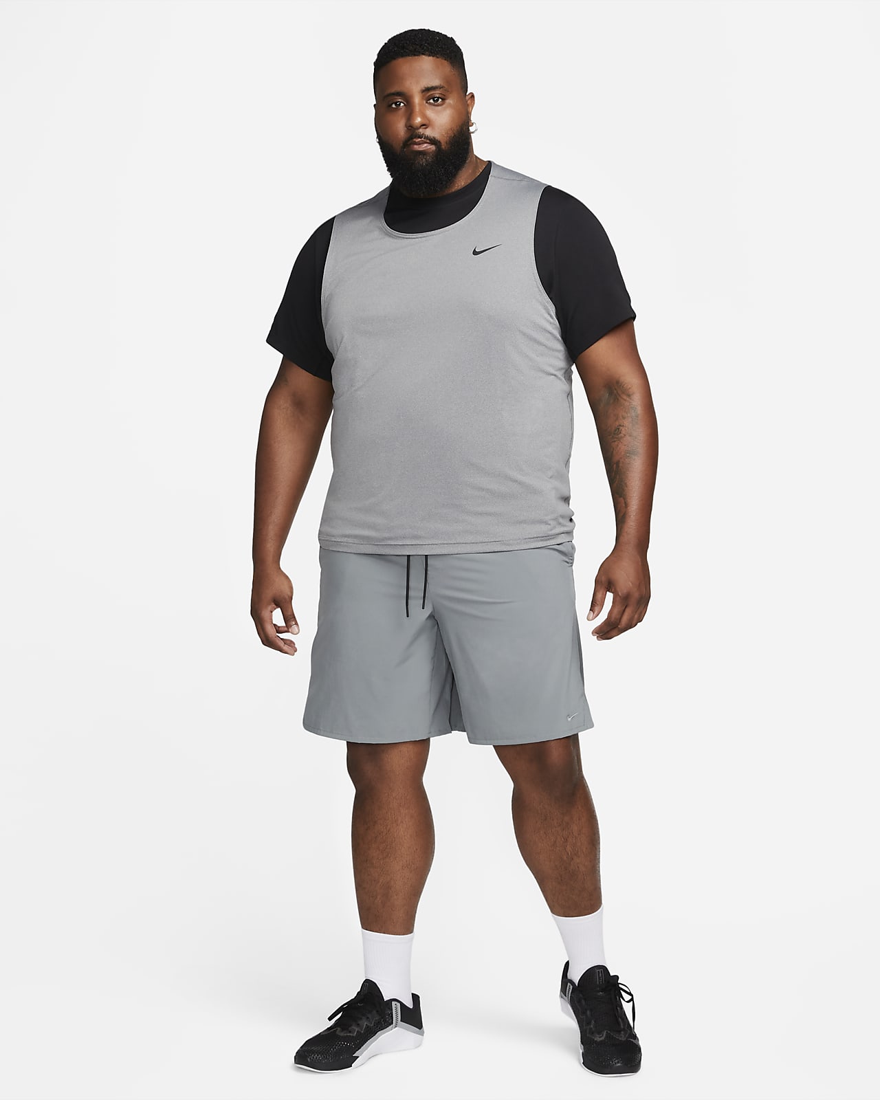 Calções de ginásio e desporto para homem. Nike PT
