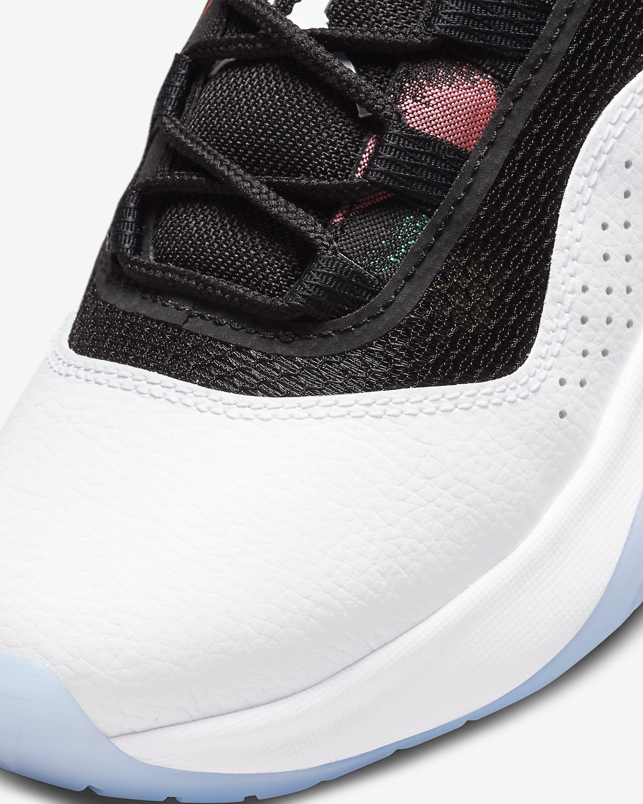 Air Jordan 11 CMFT Low Older Kids' Shoe 