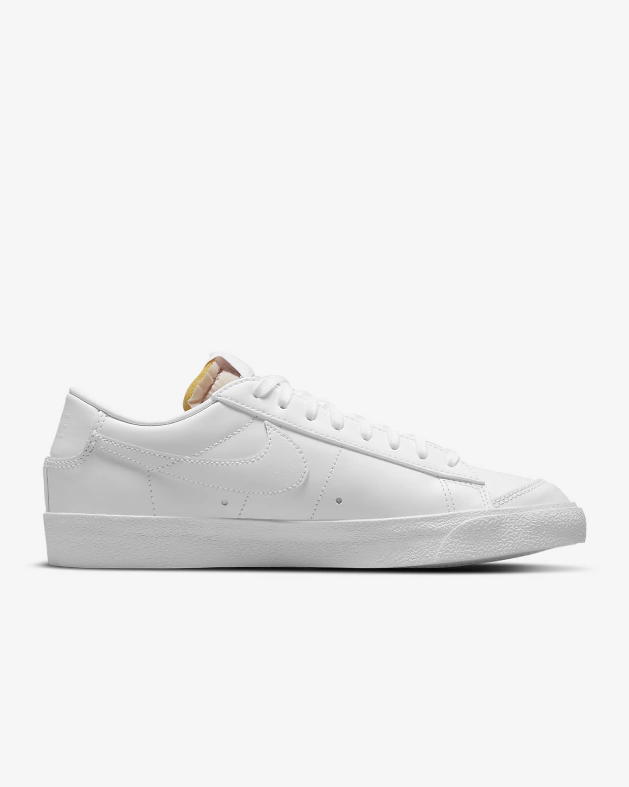 nike blazer low sneakers