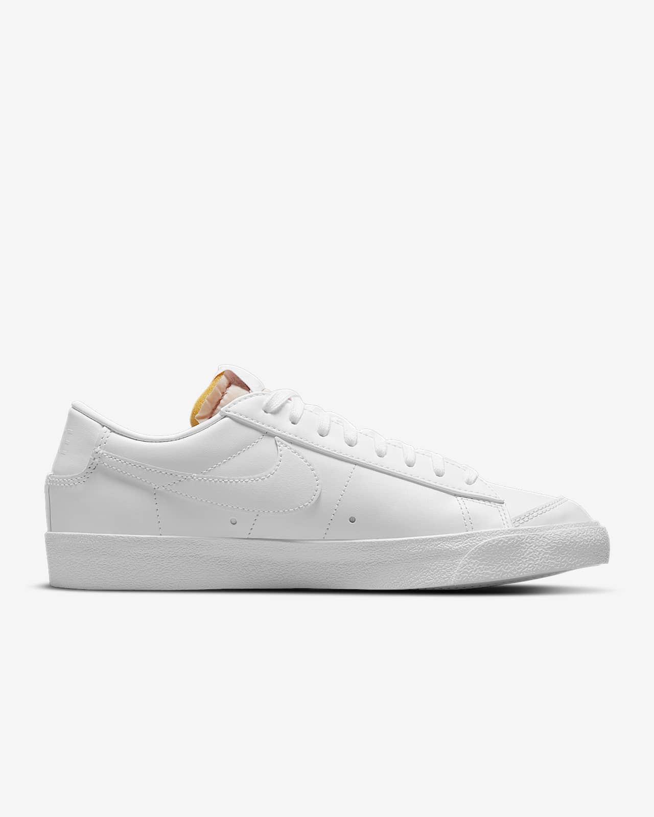Nike Blazer Low '77 Women's Shoe. Nike LU