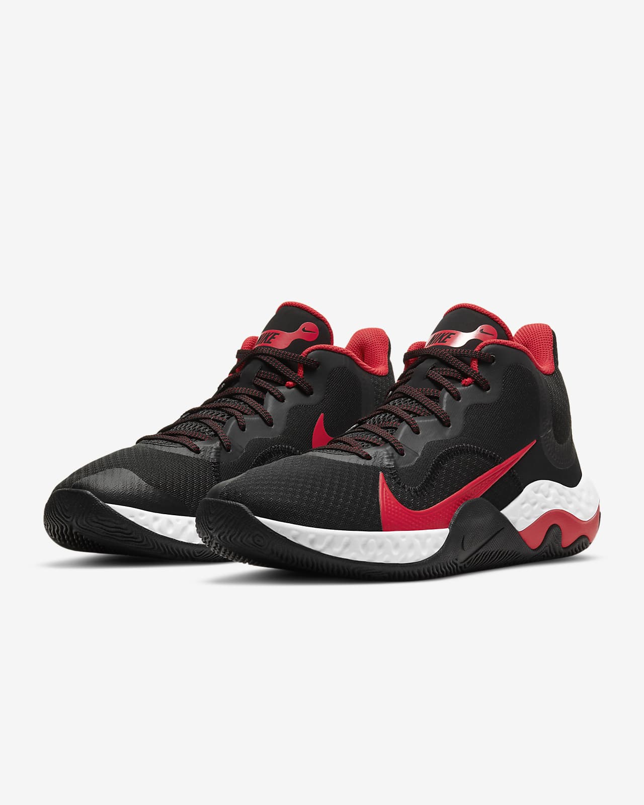 black nike basketball shoes