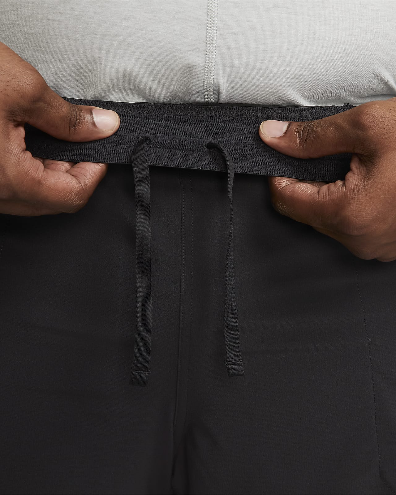 nike men's shorts zipper pockets
