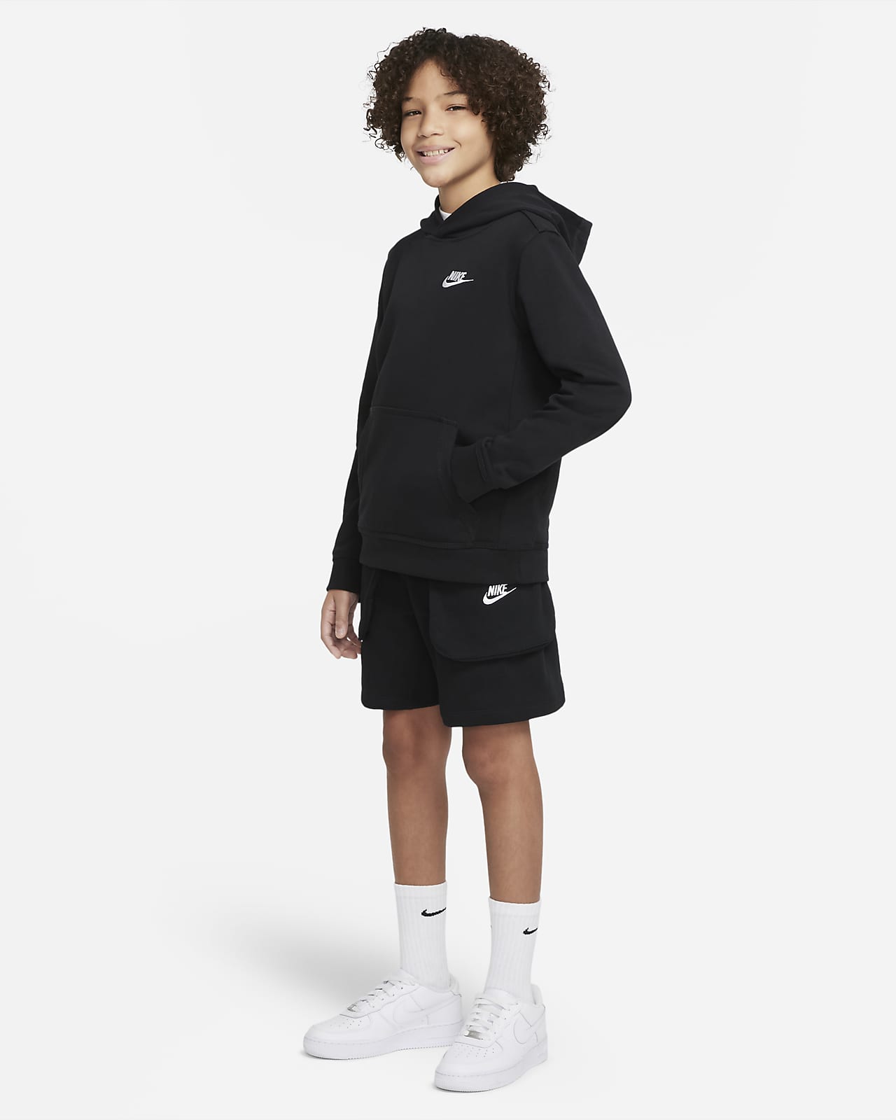 Nike Sportswear Older Kids' (Boys') Cargo Shorts. Nike SI