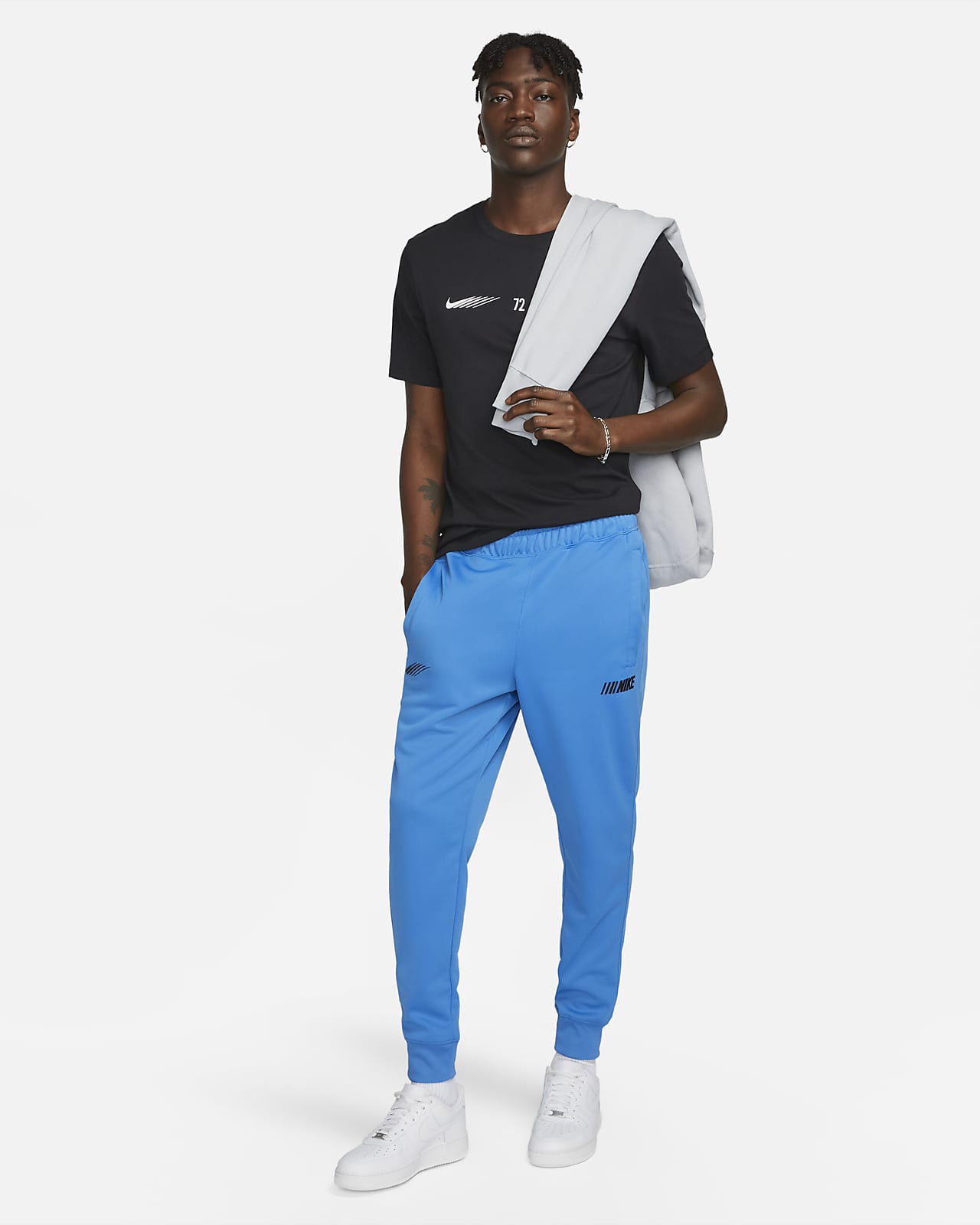 affjedring lammelse Colonial Nike Sportswear Standard Issue-bukser til mænd. Nike DK
