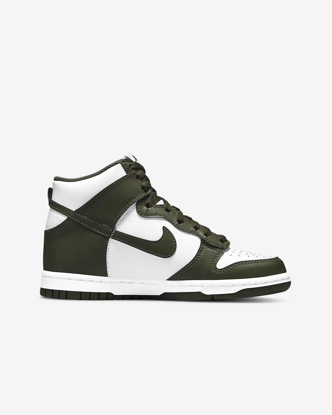 Nike Dunk High Older Kids' Shoe. Nike AT