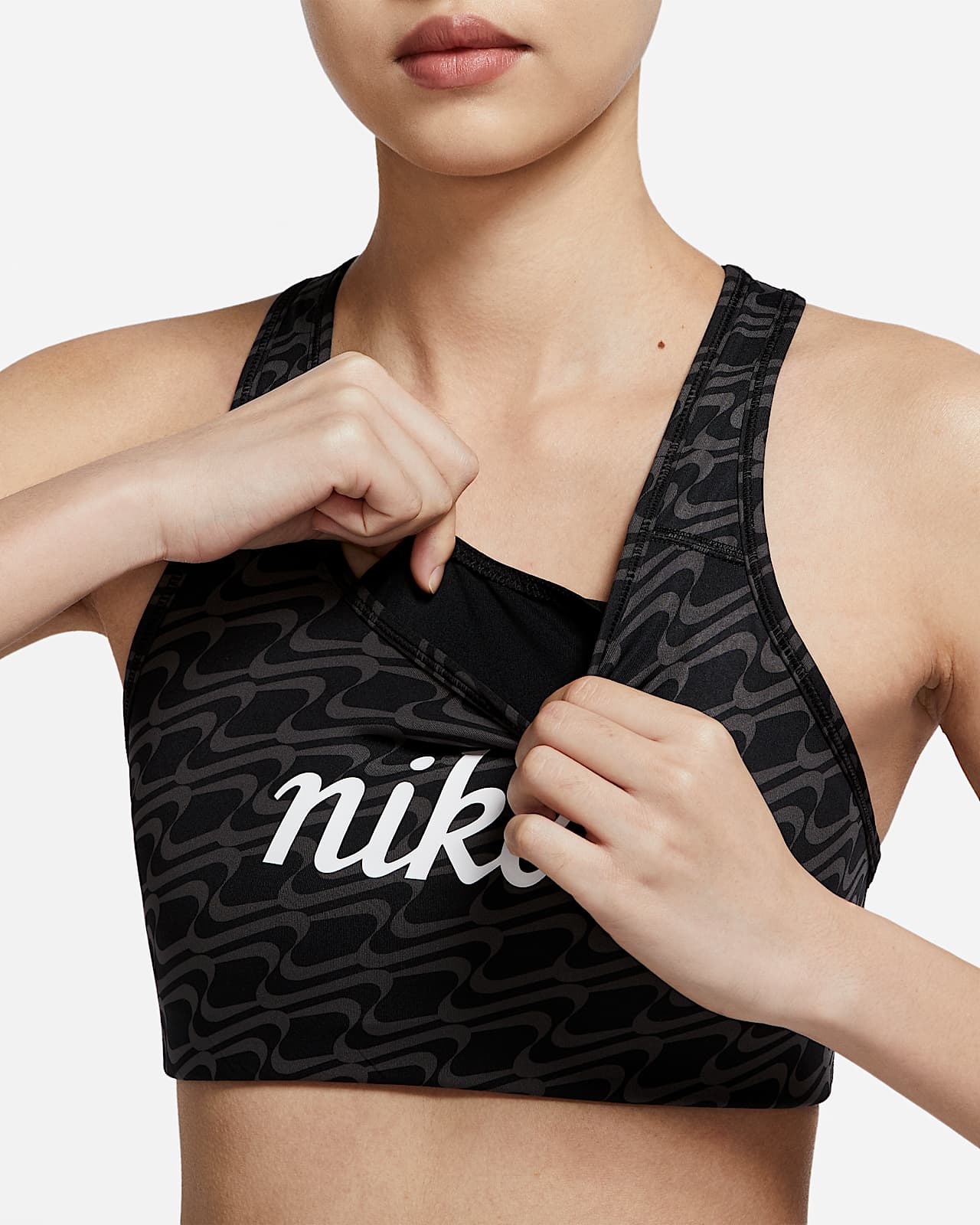 ナイキ ライトサポートパッド入りストラップ付きプリントスポーツブラ