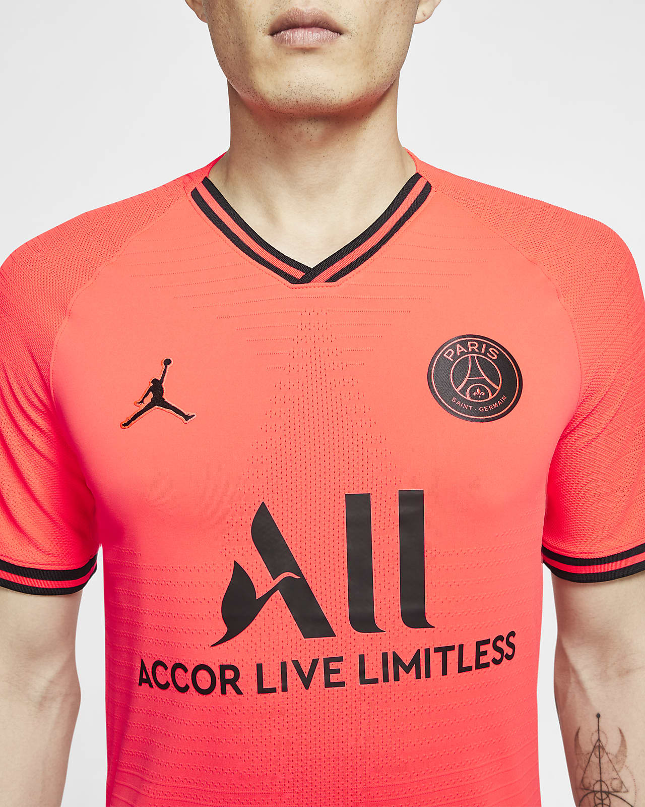 Paris Saint-Germain x Jordan Brand Infrared 2019/20 Away Kit