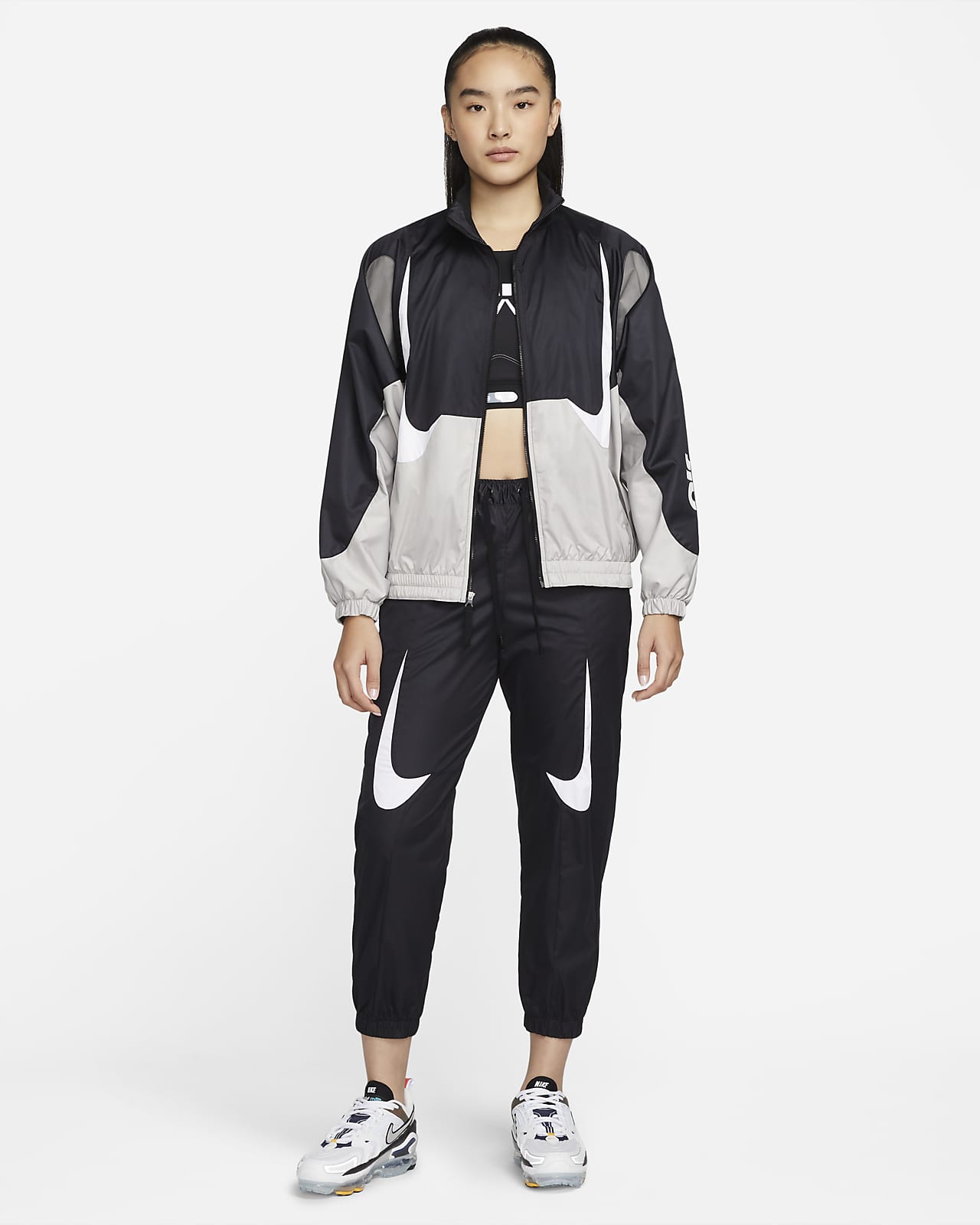 Nike Sportswear Women's Woven Air Max Day Jacket. Nike SG