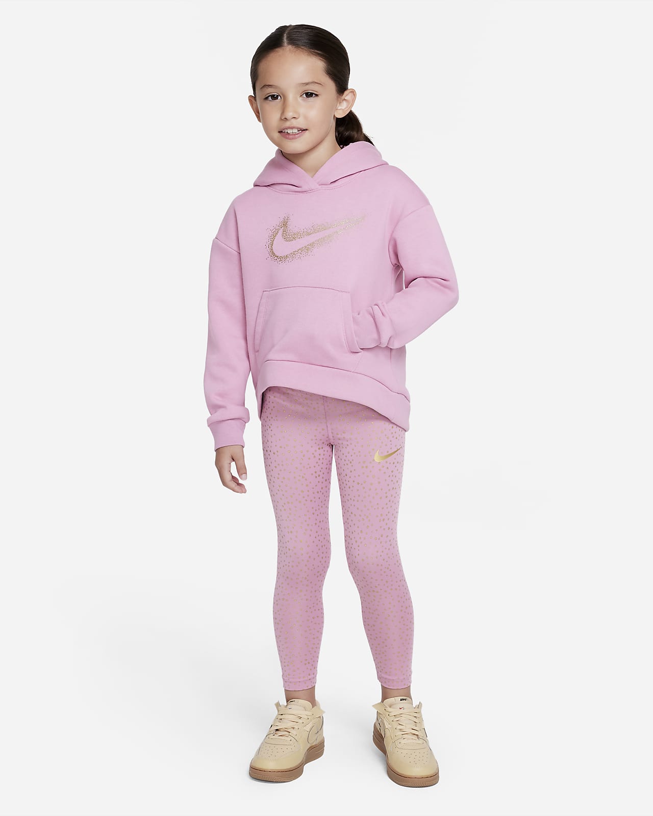 Pink nike outlet tracksuit girls