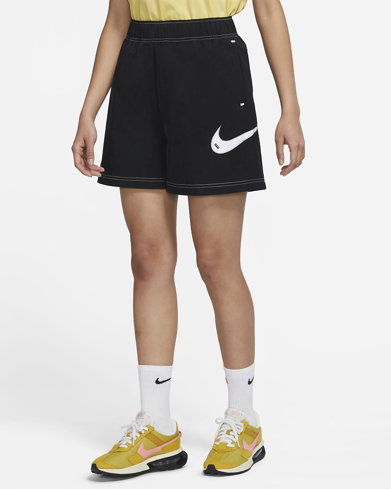 Sportswear Swoosh Woven High-Rise Shorts. Nike ID