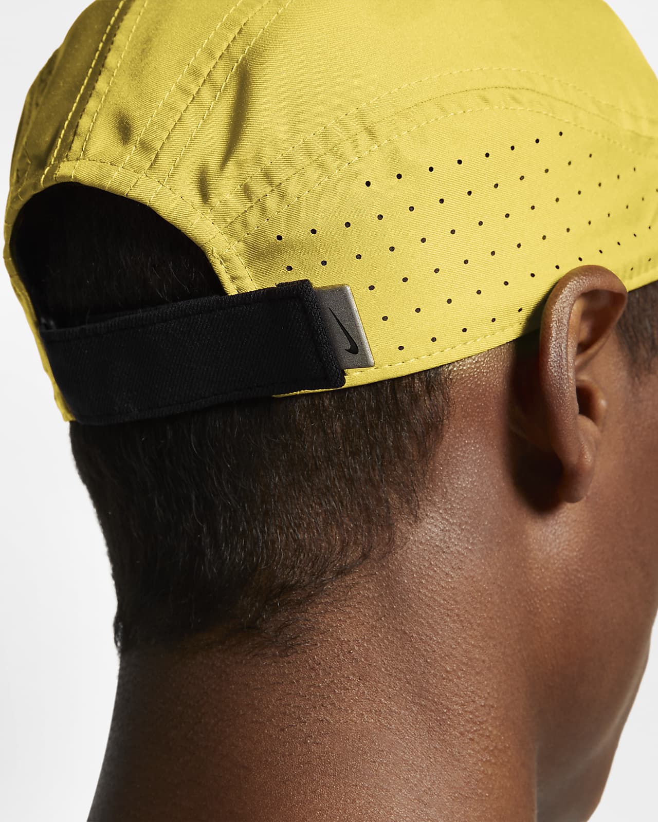 nike tailwind fast cap