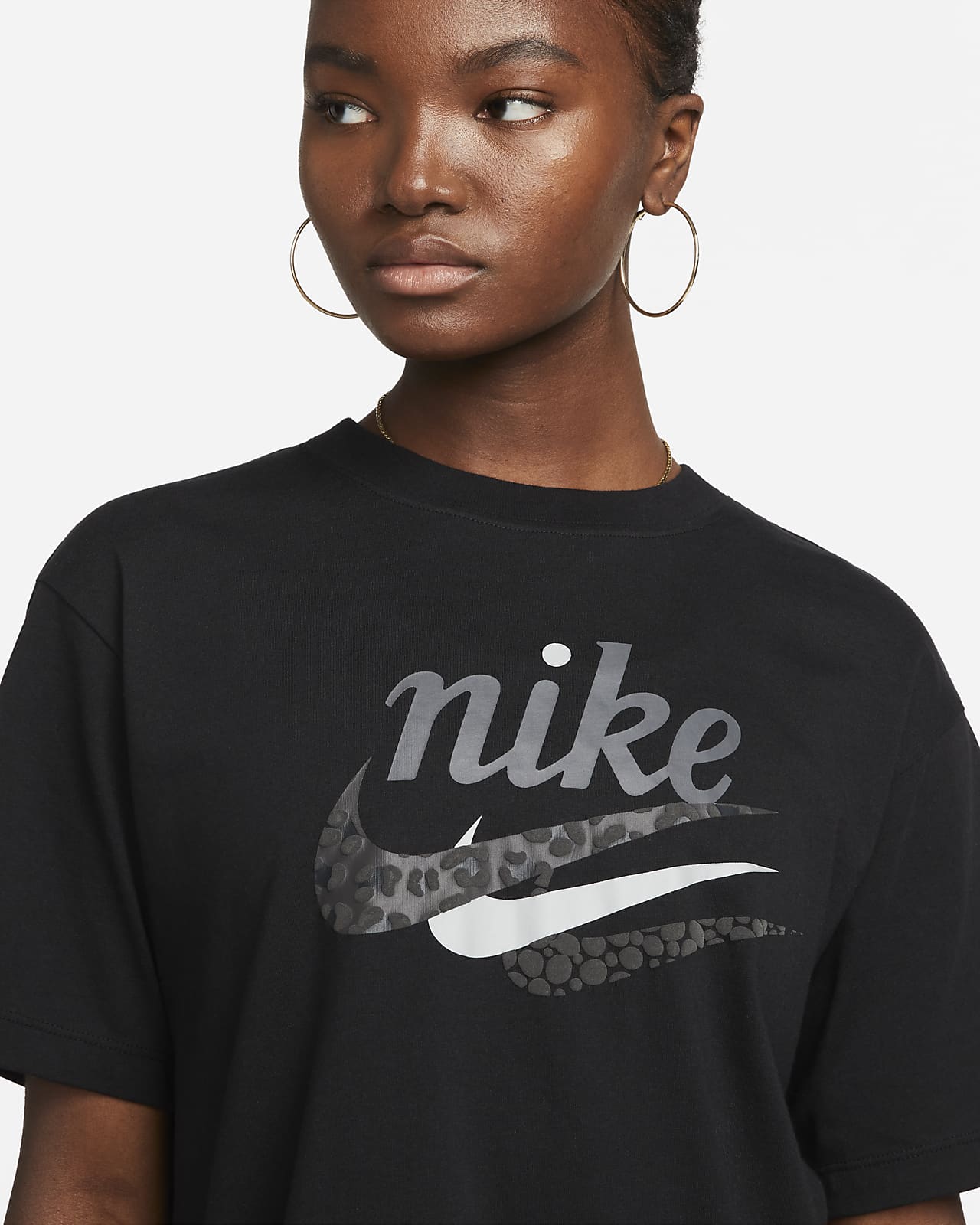 Playera para mujer Nike Sportswear Essentials. Nike.com