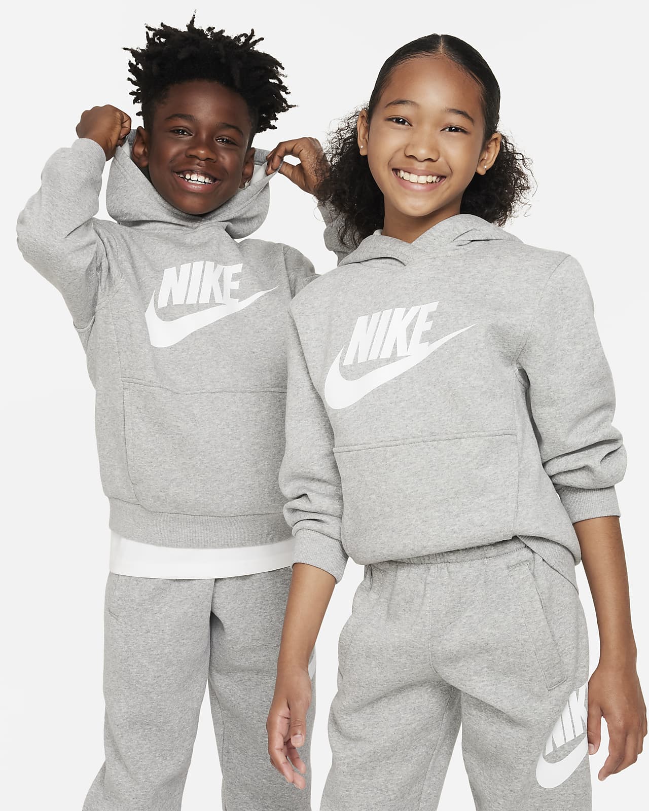 Sudadera con gorro para niños talla grande Nike Sportswear Club Fleece