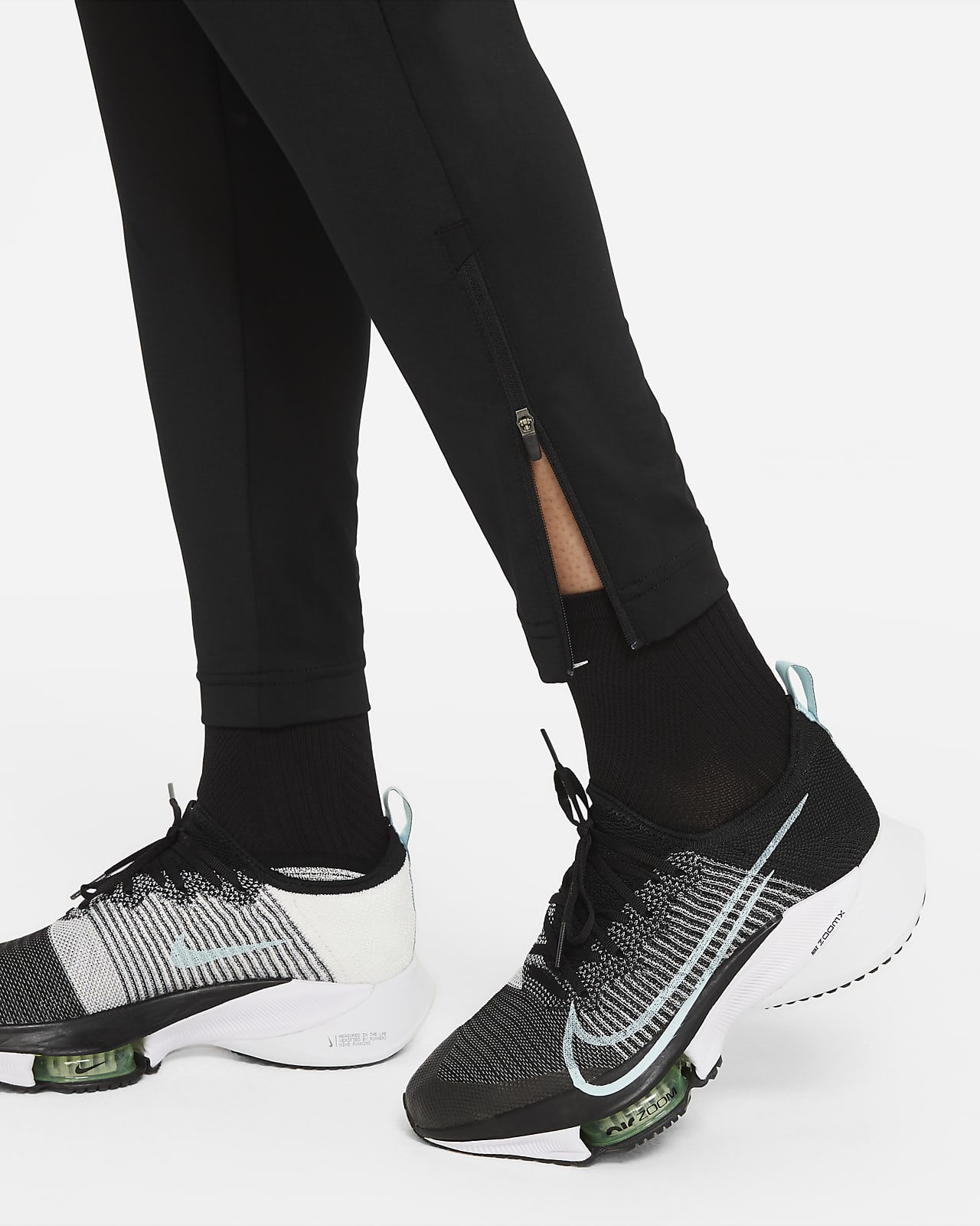 Pantalon survêtement Femme Nike Dri-FIT noir sur