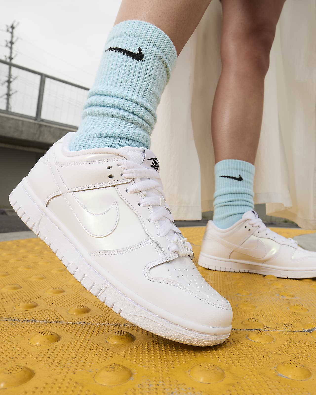 Nike Dunk 低筒 SE 女鞋