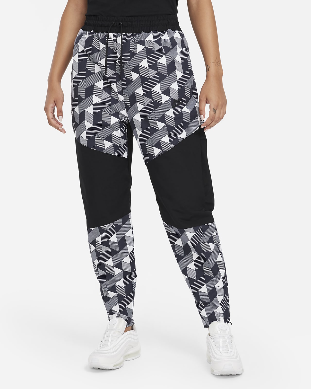 Serena Williams Design Crew Woven Pants. Nike.com